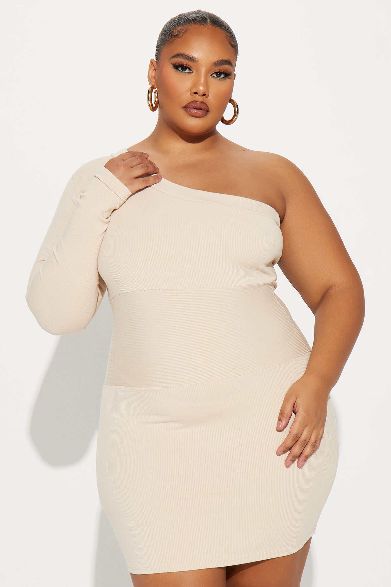 Slay in Style with the Bella Mini Dress in Cream