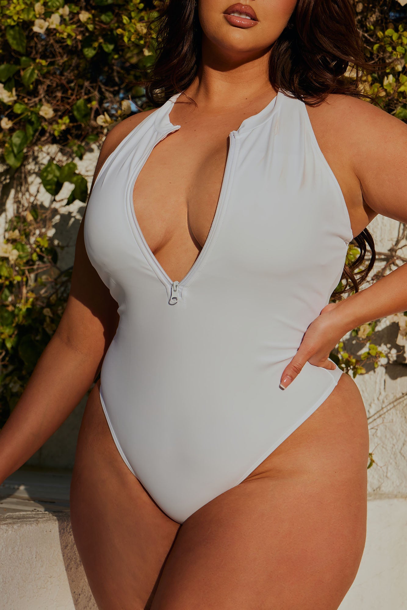 ARAKAR Zip Strip 1 Piece 2 Tone Swimsuit In White