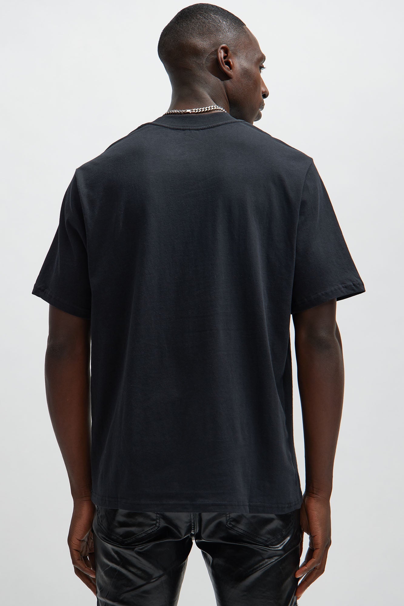 Ultimate Comfort: Oversized Heavyweight Black Short Sleeve Tee