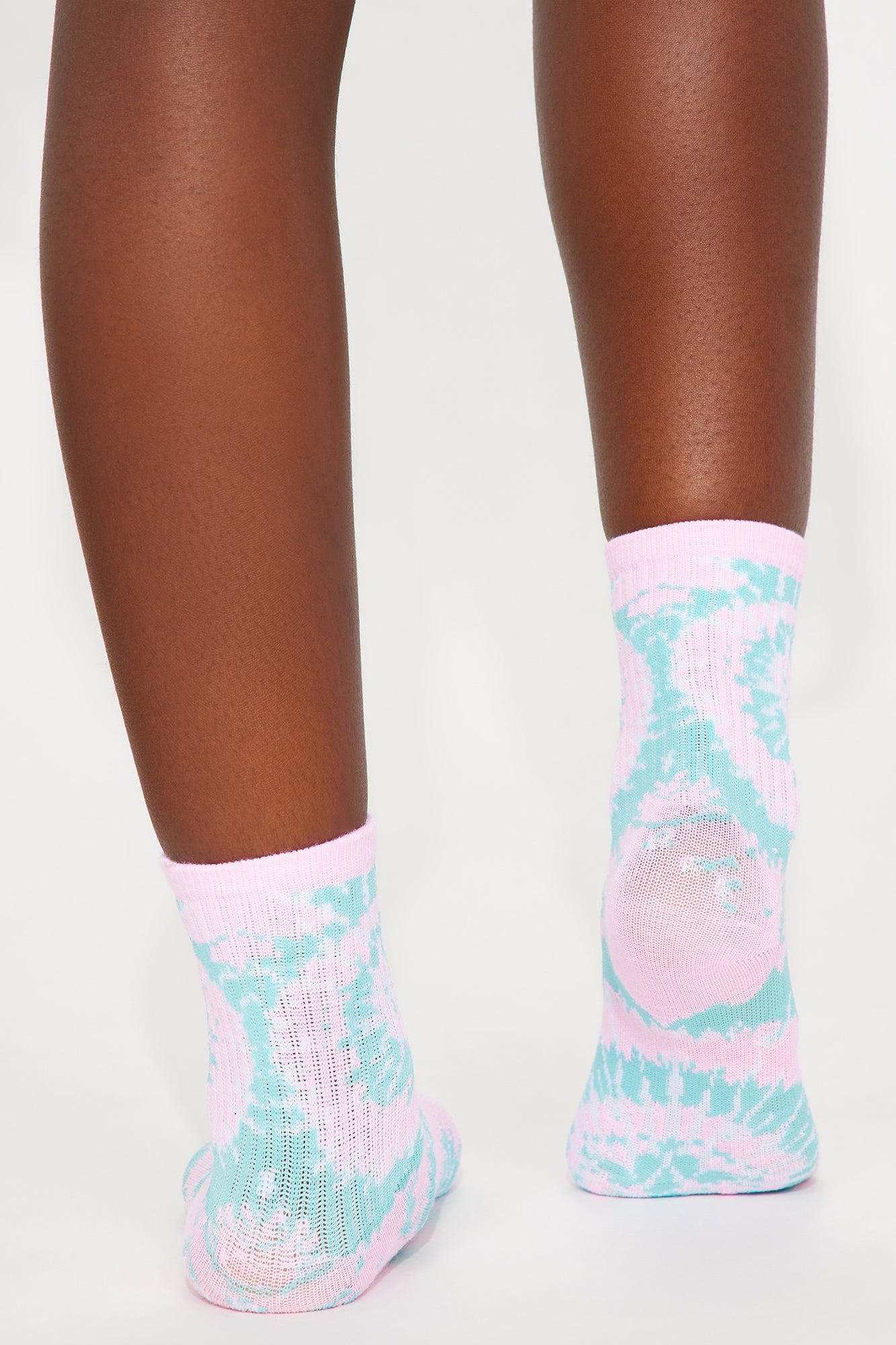 Groovy Vibes 6-Pack: Mini Tie-Dye Crew Socks in Multicolor