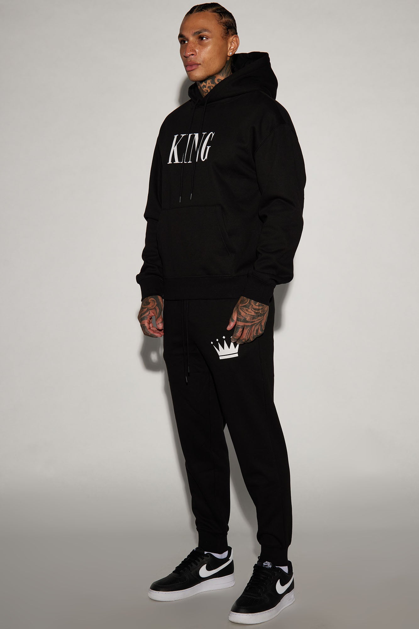 Stylish Crown Jogger in Black