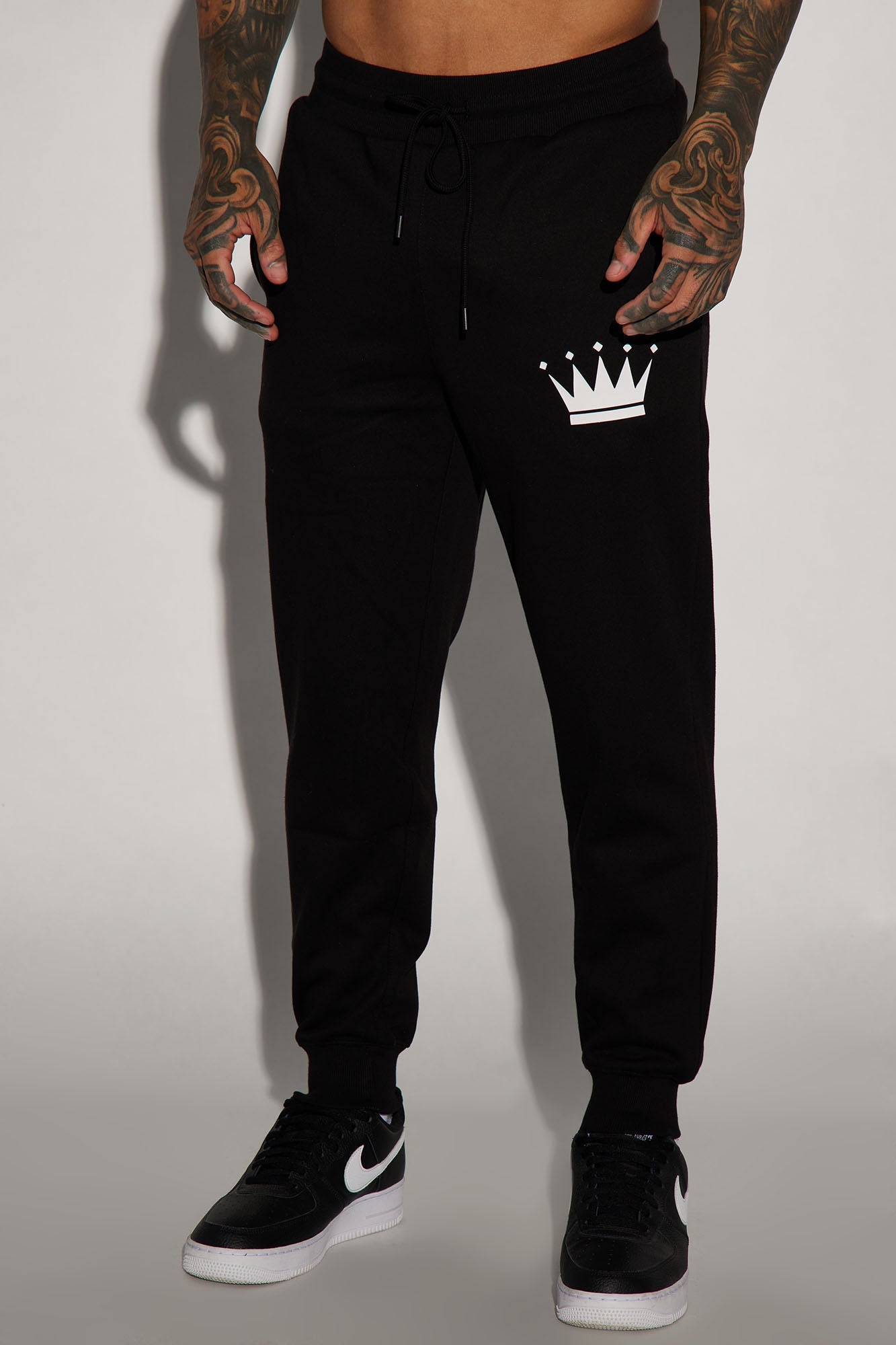 Stylish Crown Jogger in Black