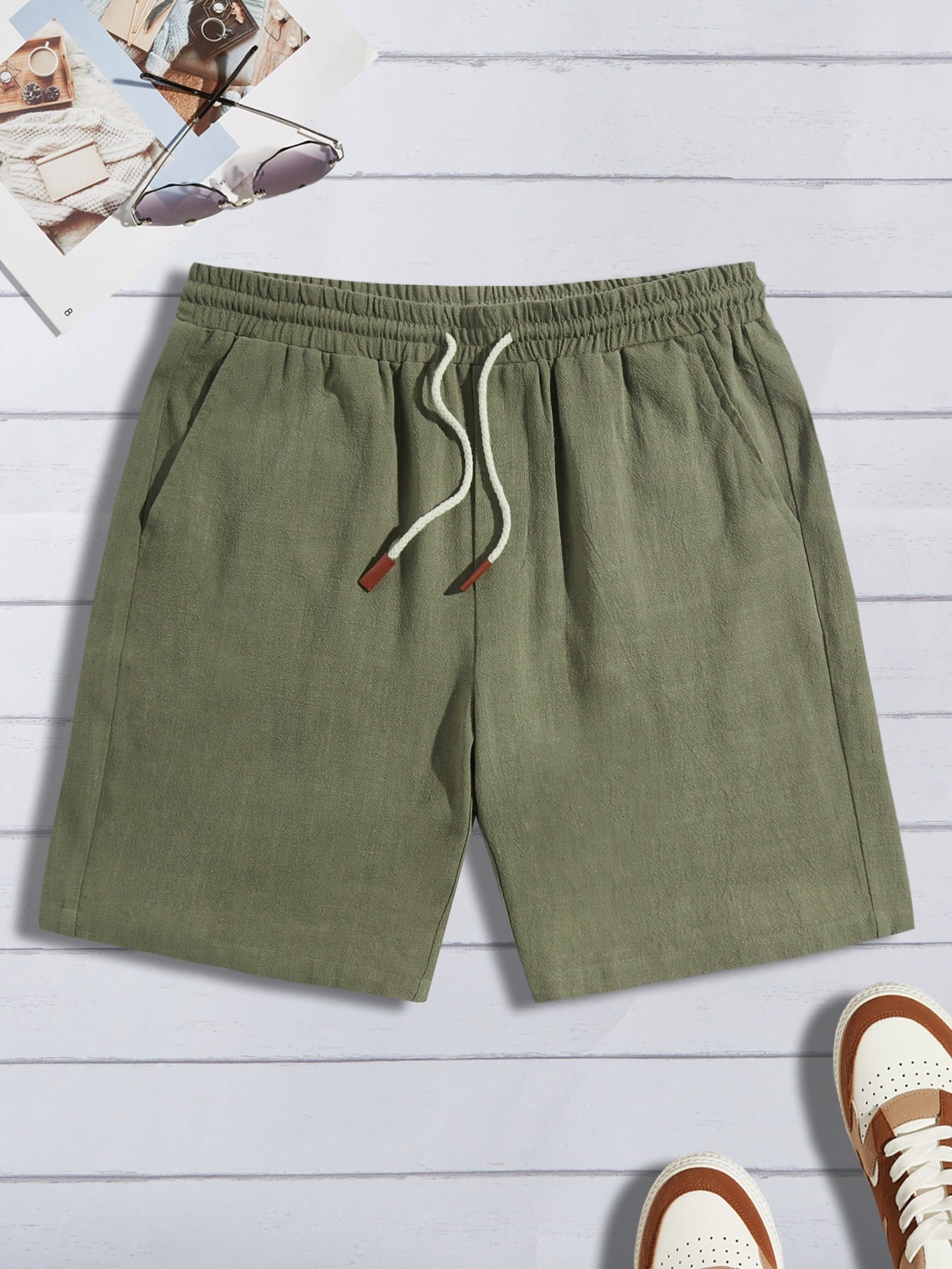 Men's Stylish Drawstring Waist Shorts.