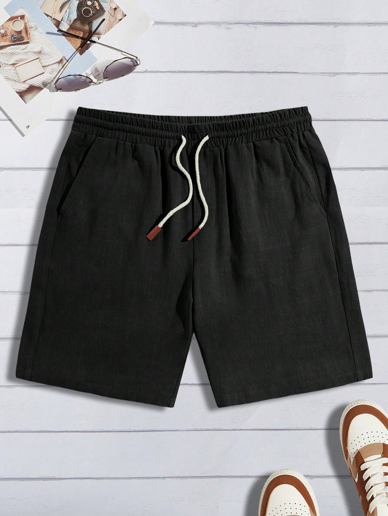 Men's Stylish Drawstring Waist Shorts.