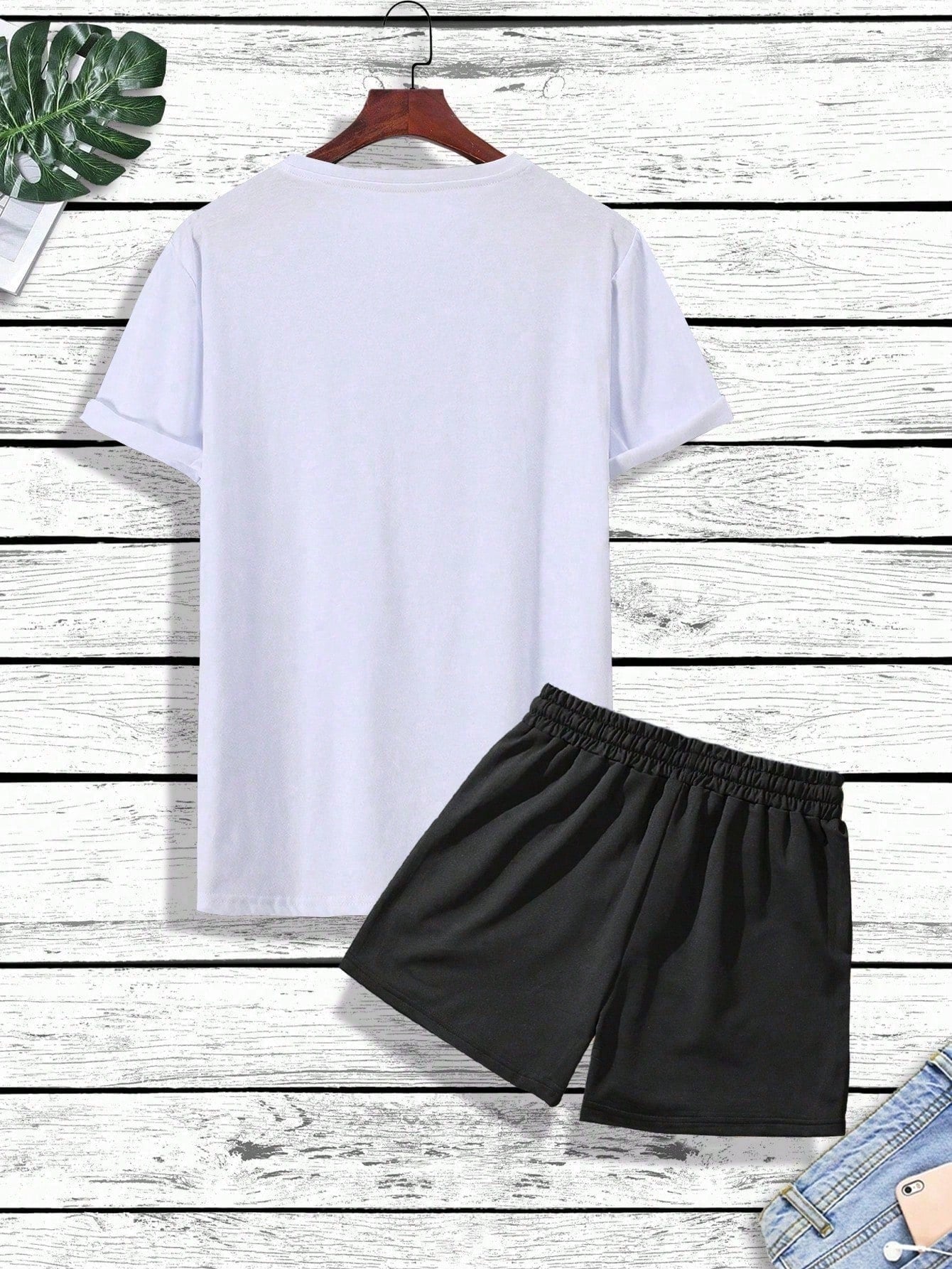 Men's Graphic T and Drawstring Waist Shorts Set