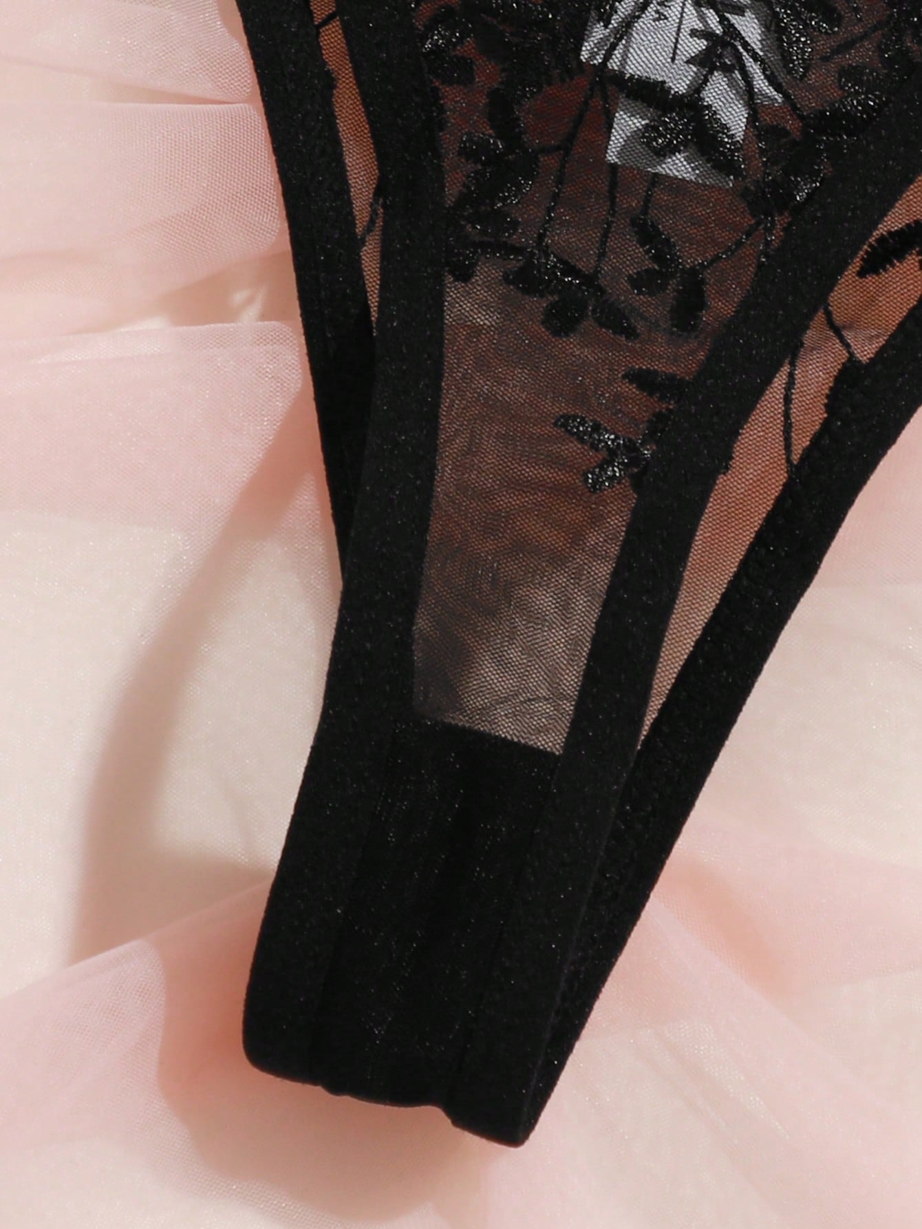 Classic Sexy Embroidered Mesh Lingerie Set
