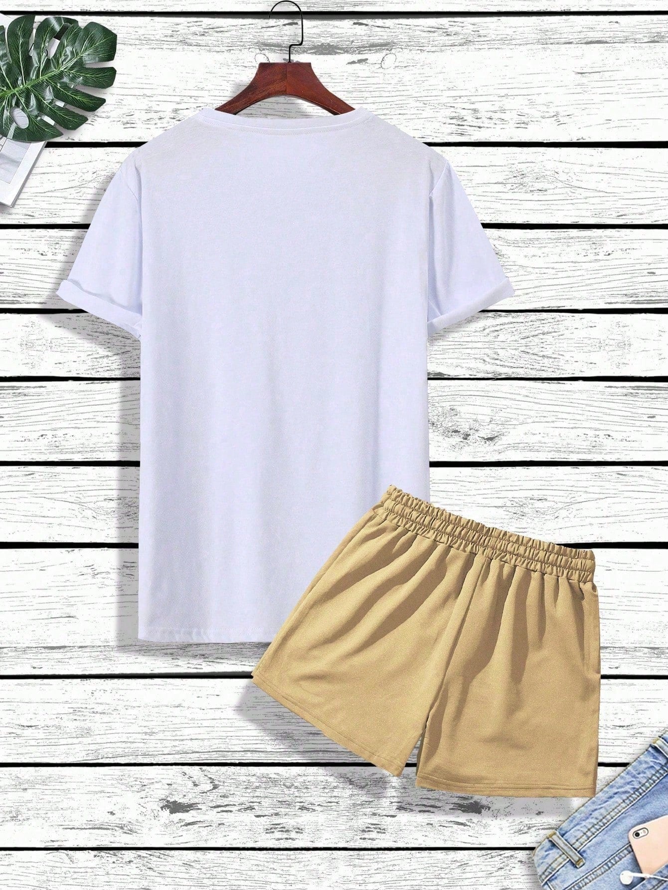 Men's Graphic T and Drawstring Waist Shorts Set