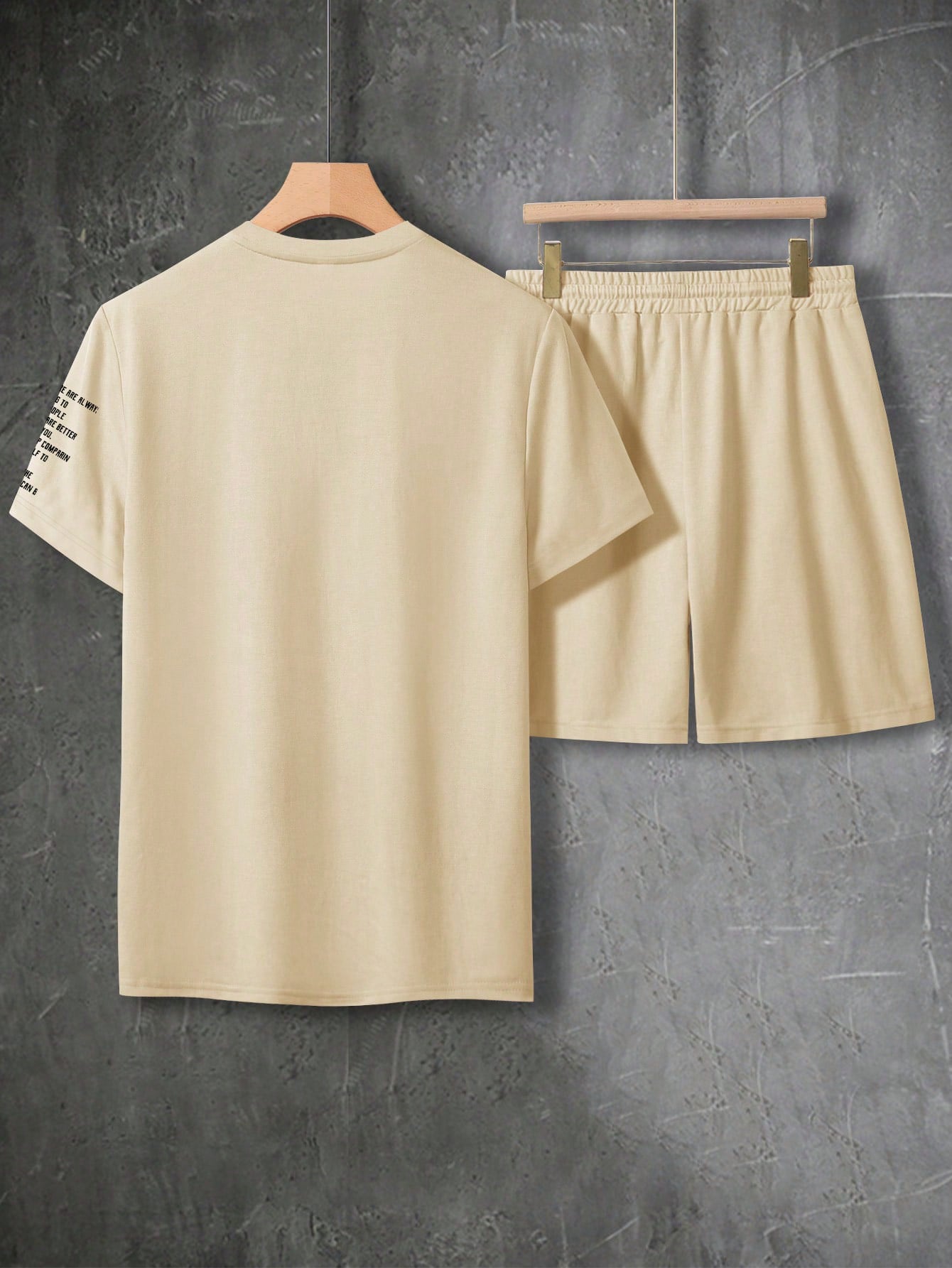 Men's Sporty Printed T-Shirt and Shorts 2 Piece Set