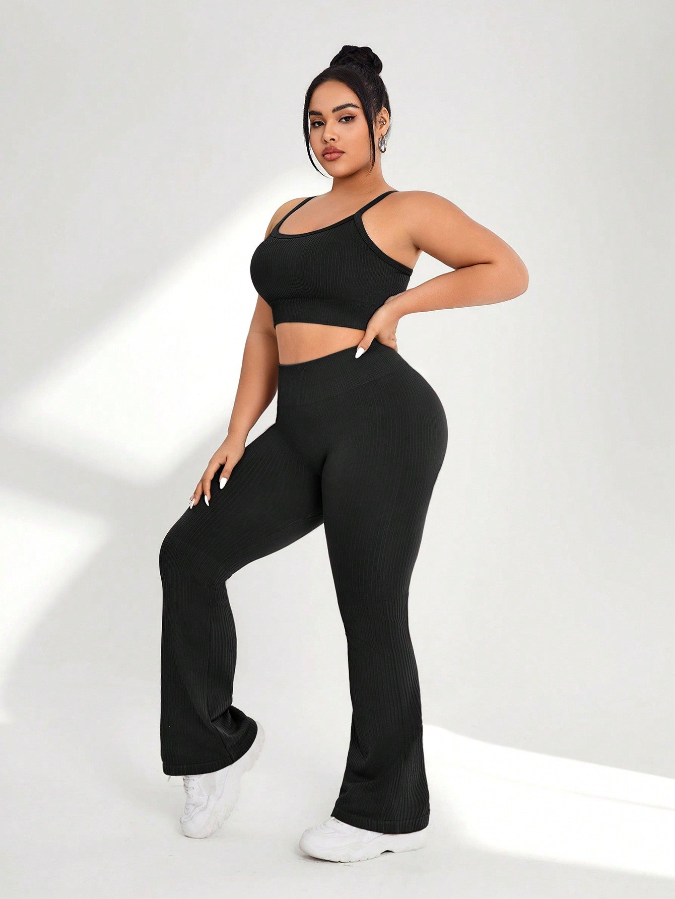 Sport Plus Size Women's Summer Sports Bra & Flared Pant Sport Set