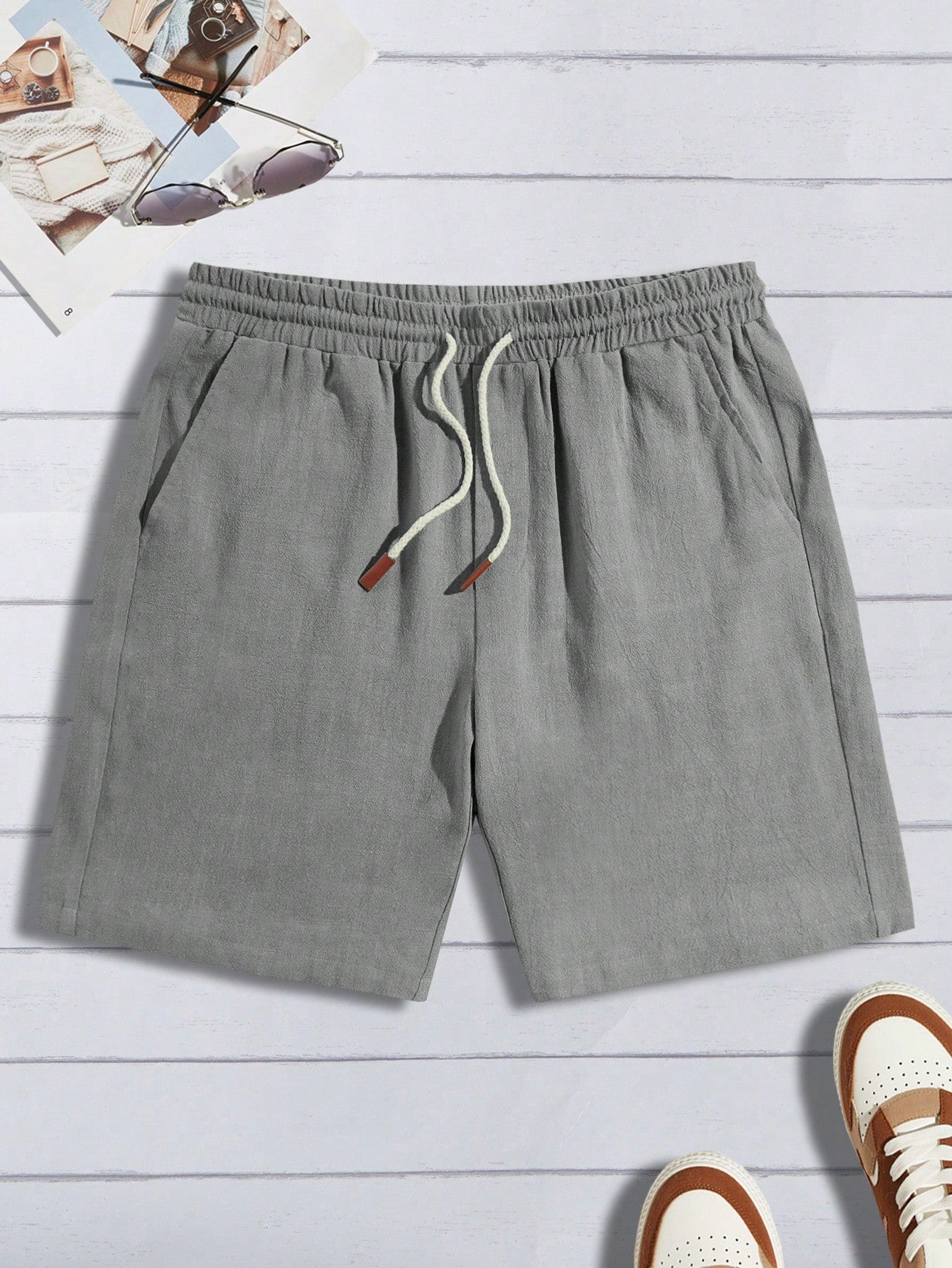 Men's Stylish Drawstring Waist Shorts.