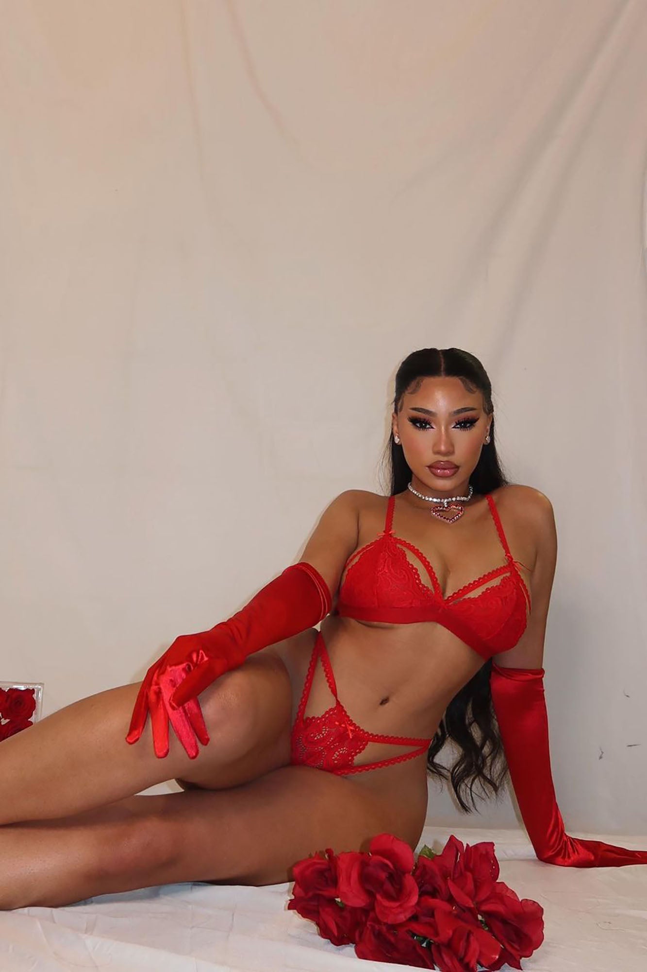 Your Curves 3 Pc. Garter Set In Red