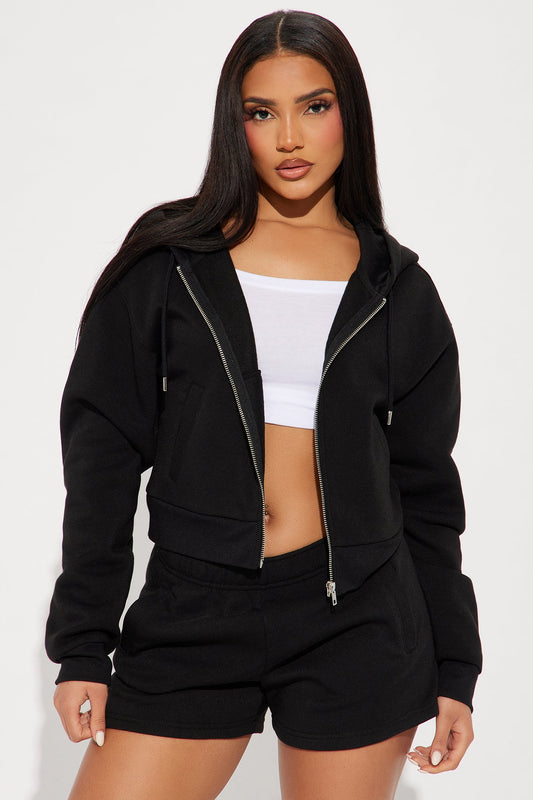 https://cdn.shopify.com/s/files/1/0293/9277/files/03-11-24_8_45_RFS33076_Black_CB_ML_13-54-02_57497_PXF.jpg?v=1710288808