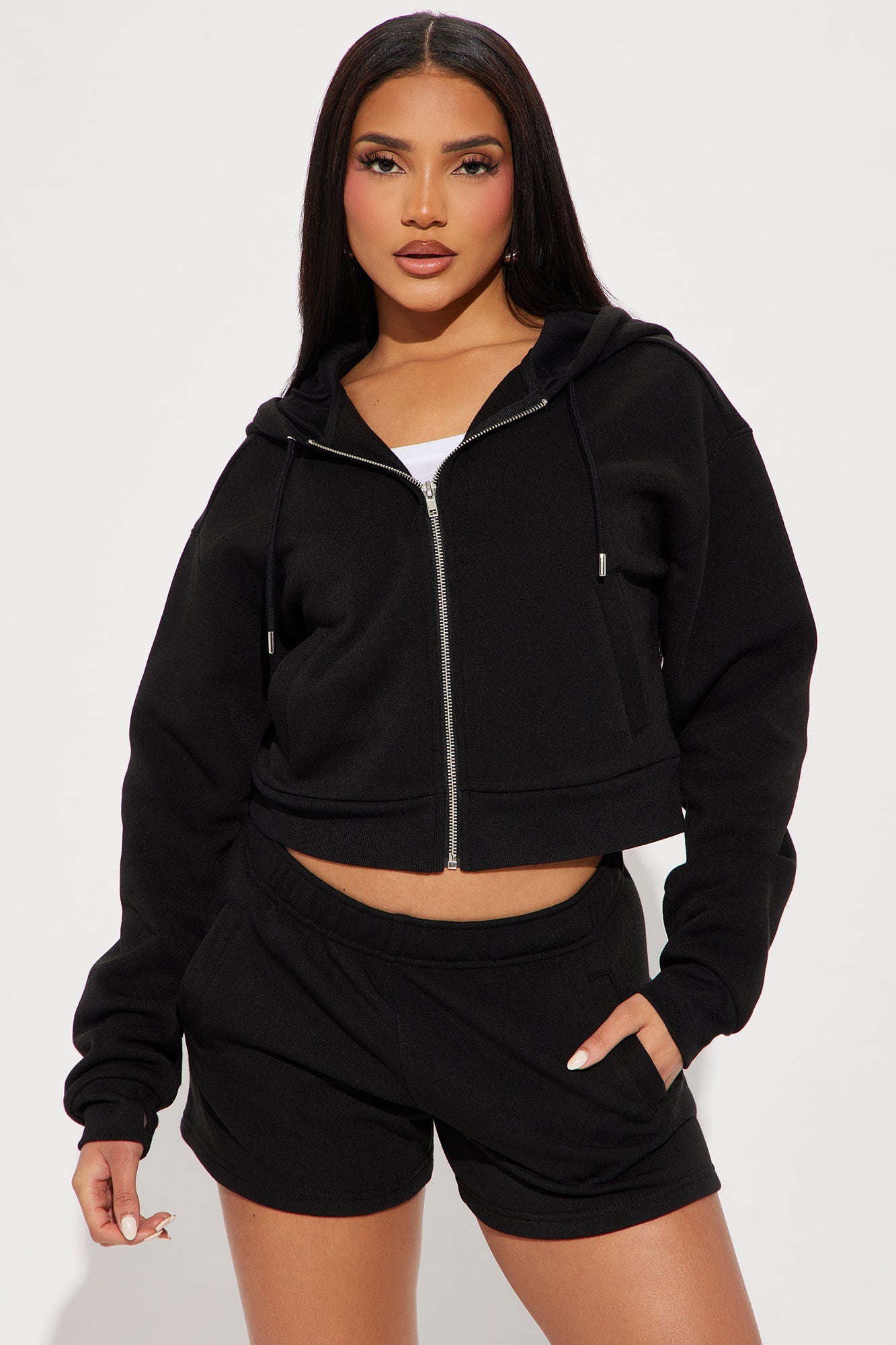 https://cdn.shopify.com/s/files/1/0293/9277/files/03-11-24_8_45_RFS33076_Black_CB_ML_13-54-32_57501_PXF.jpg?v=1710288802