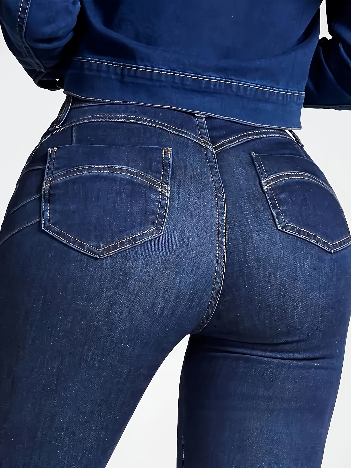 Enhance Your Curves with our Butt Lifting Skinny Jeans - Comfortable and Slim Fitted Denim