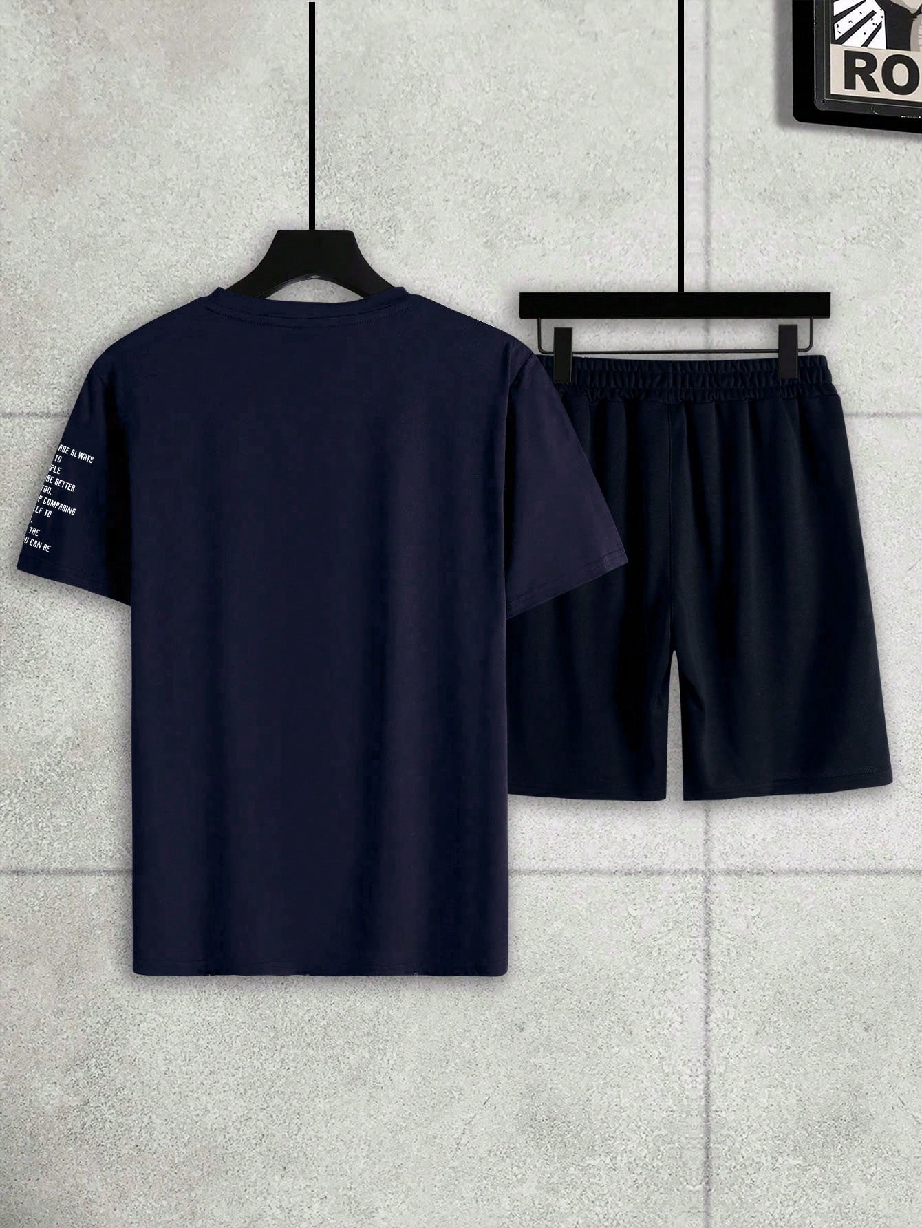 Men's Sporty Printed T-Shirt and Shorts 2 Piece Set