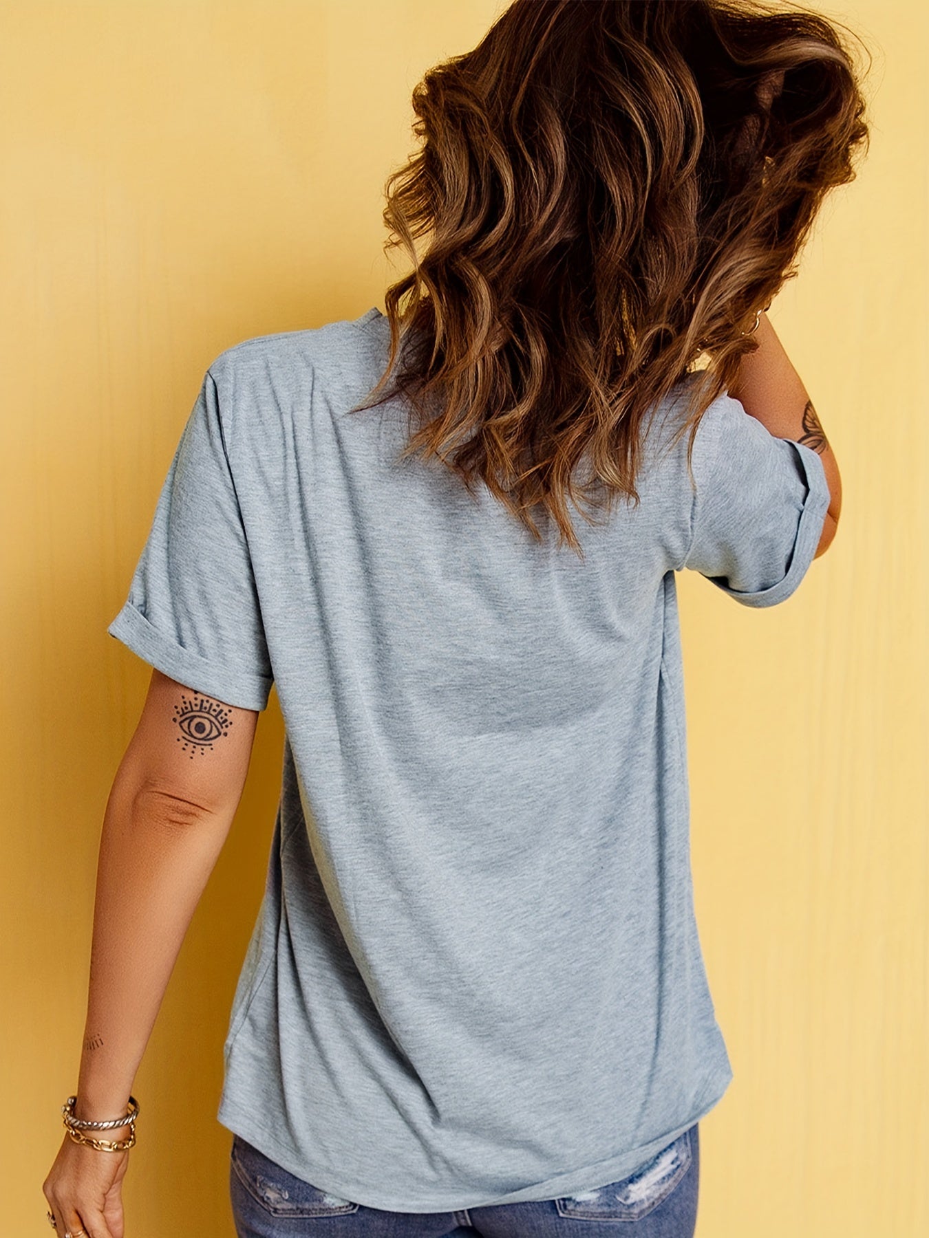 Parisian Chic: Women's Short Sleeve Crew Neck T-Shirt