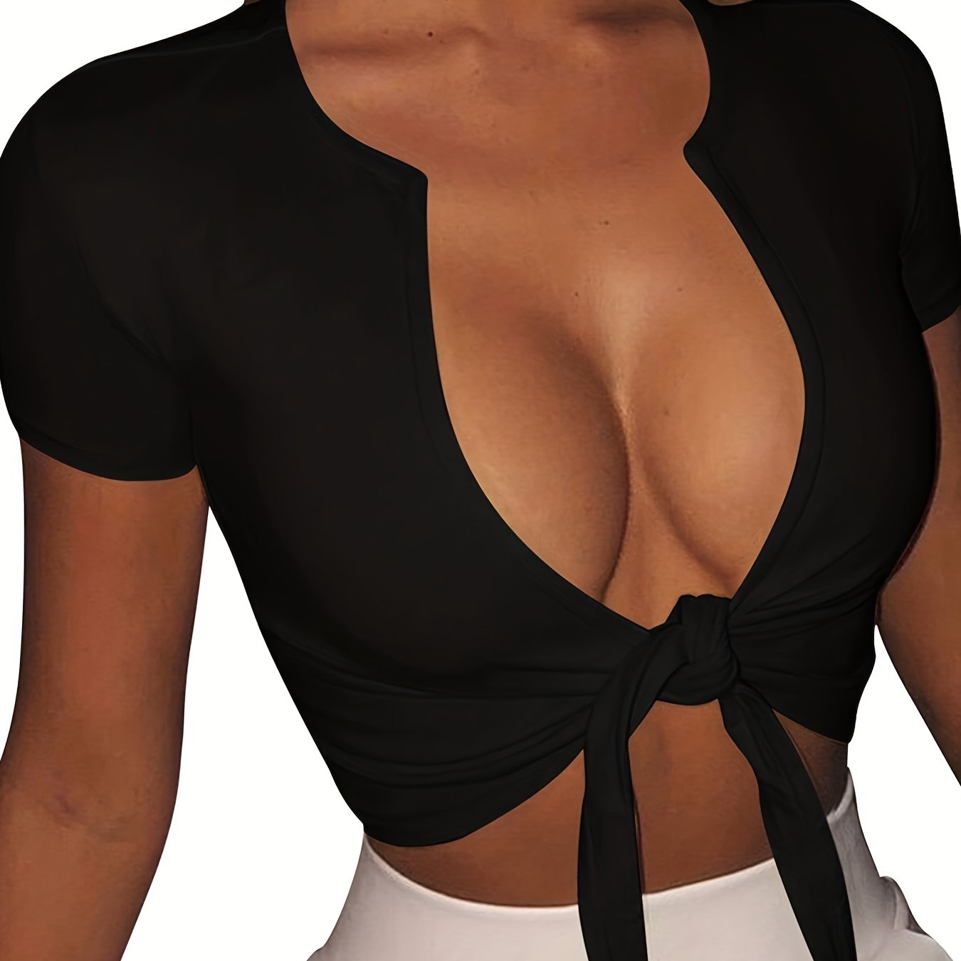 Chic Plunging Neckline Cropped T-Shirt With Tie Front Design